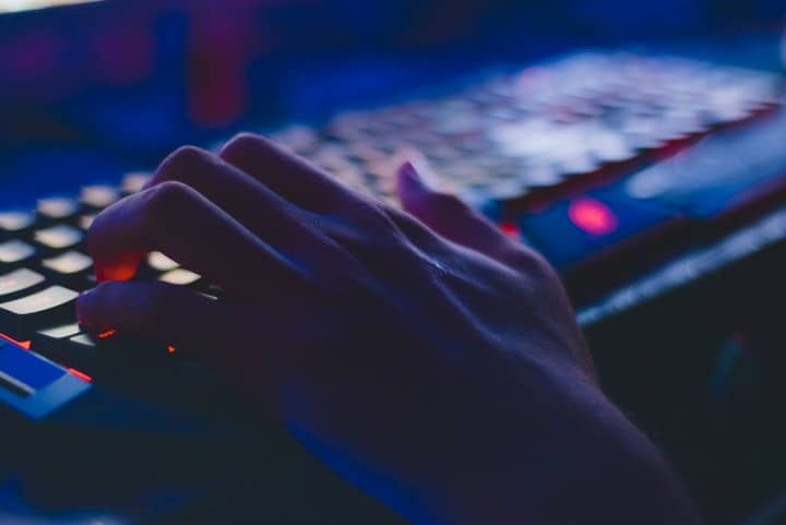 hacker, ganar dinero en internet